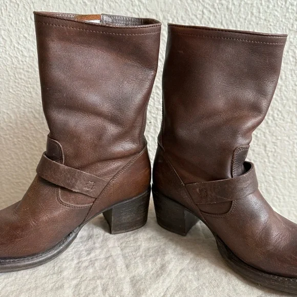 Frye Vera Heeled Boots - Picture 5 of 12